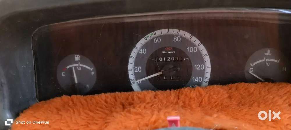 Engine:fully Kddk Condition,tyre:80%,avarage:15,seater:10,family Used