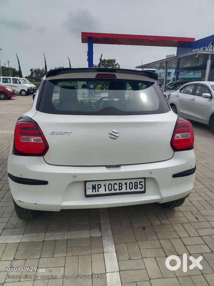 Maruti Suzuki Swift Vxi 2021