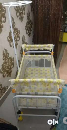 Baby Jhula Buy Sell Used Furniture in Kundalahalli Main road OLX