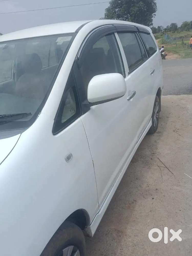 Toyota Innova Vx 2012 Diesel 8 Str