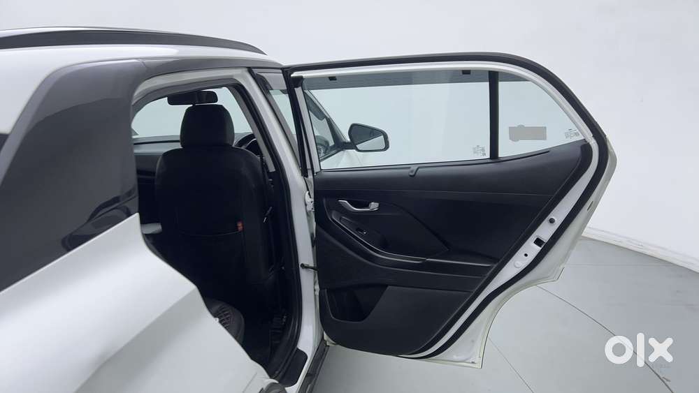 Hyundai Creta 1.5 S Plus Knight Petrol, 2023, Petrol