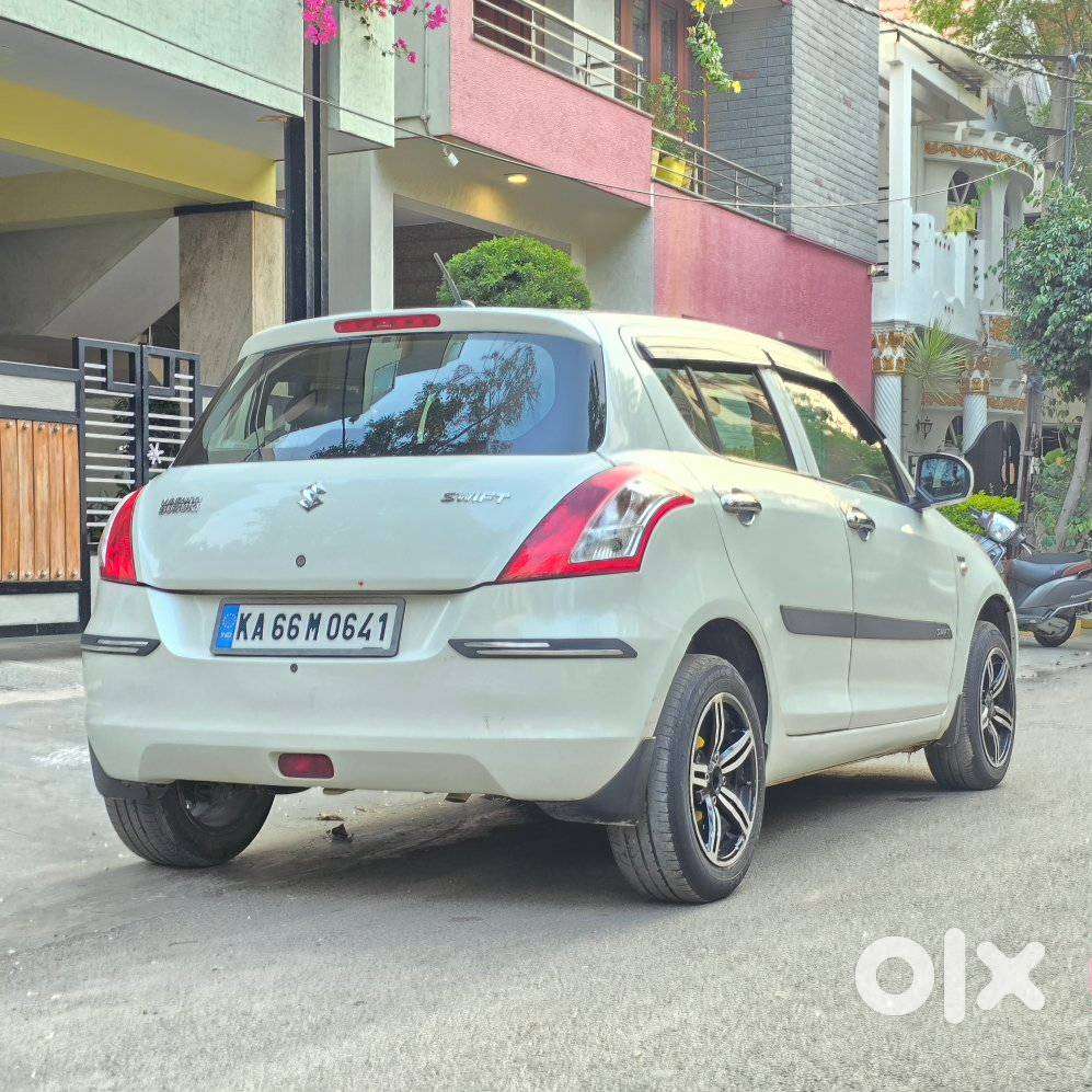 Maruti Suzuki Swift Lxi, 2017, Petrol