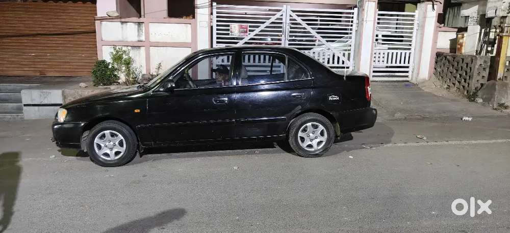 Hundai Accent Petrol Executive 2010