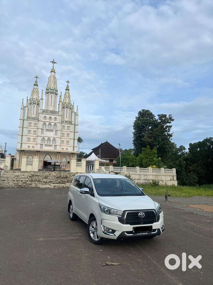 Toyota Innova Crysta 2016 December Diesel Automatic