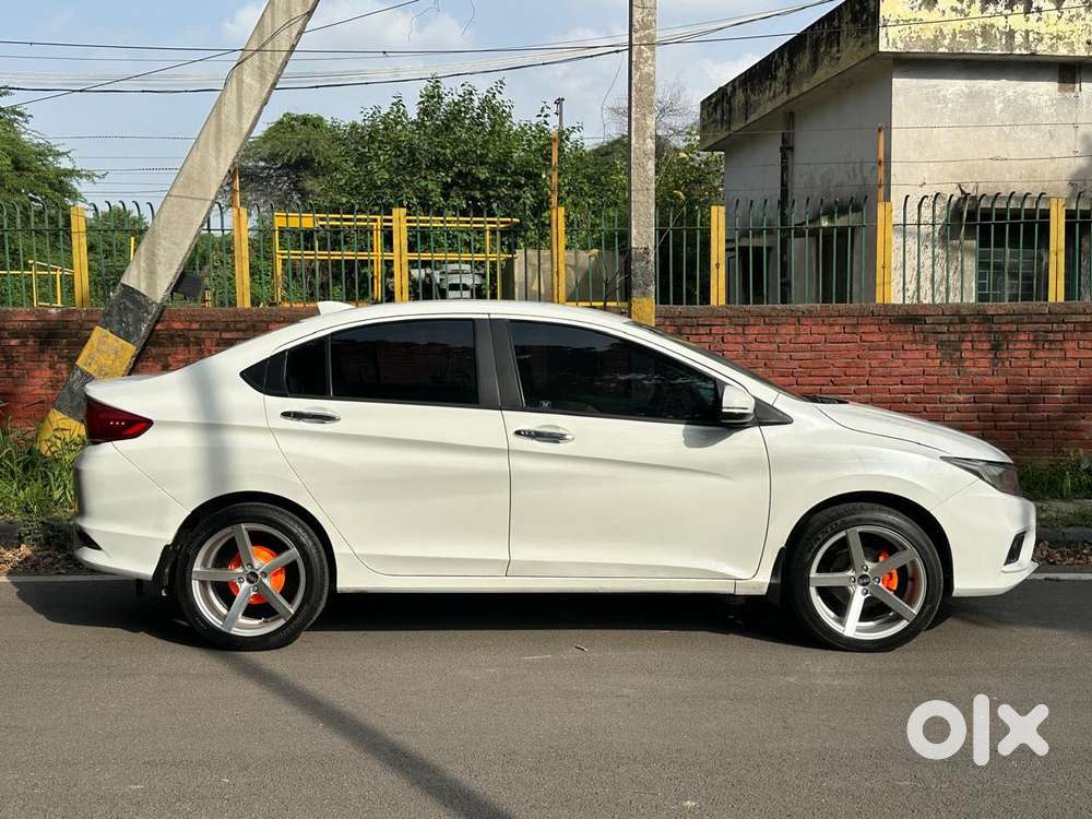 Honda City V Mt Sunroof, 2021, Petrol