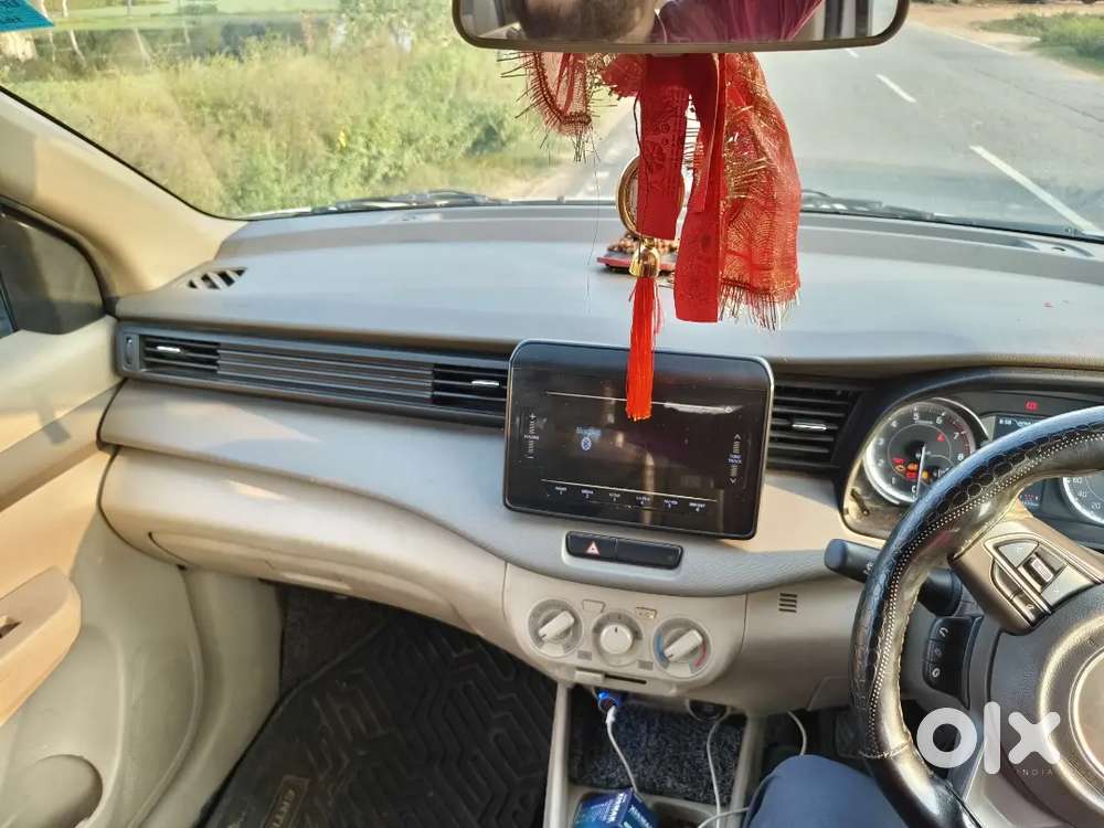 Maruti Ertiga Vxi 2025