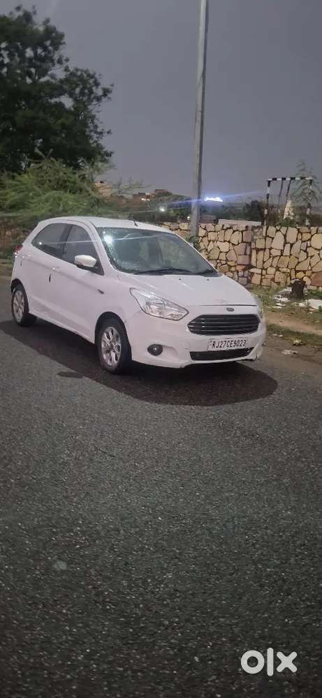 Ford Figo 1.2 Mt 2016