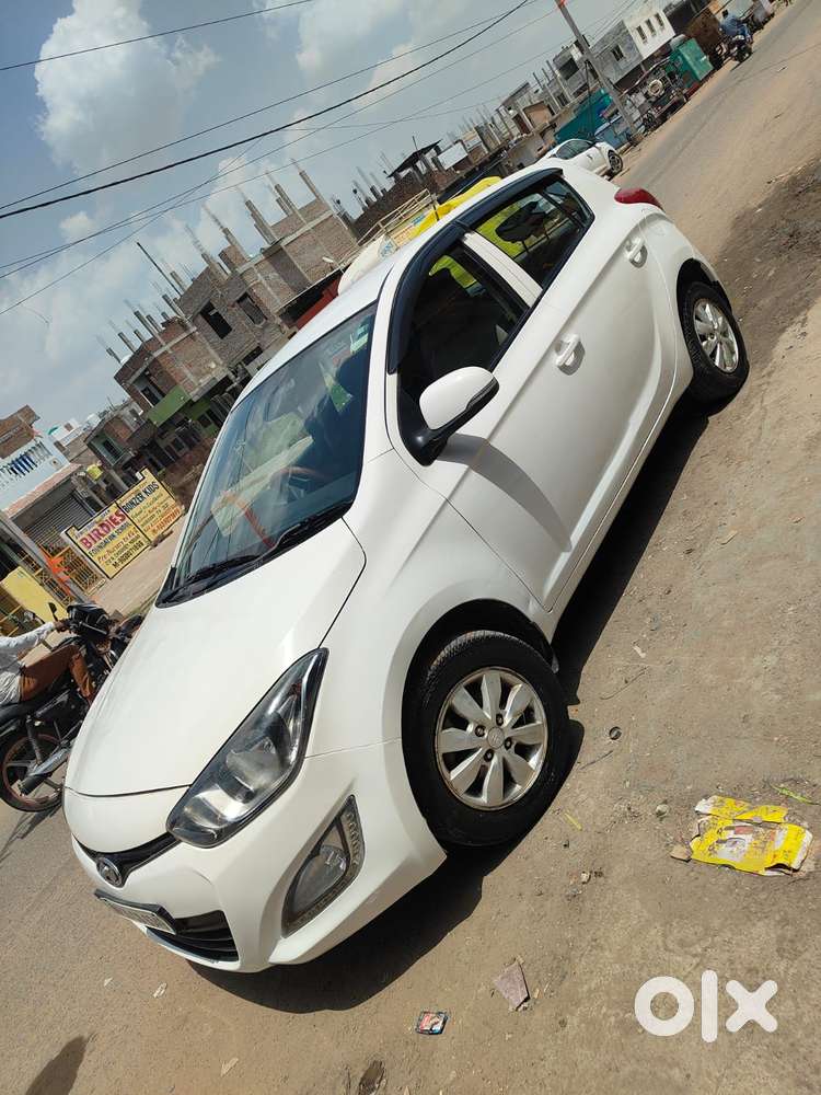 Hyundai I20 Petrol Cvt Magna Executive, 2013, Petrol
