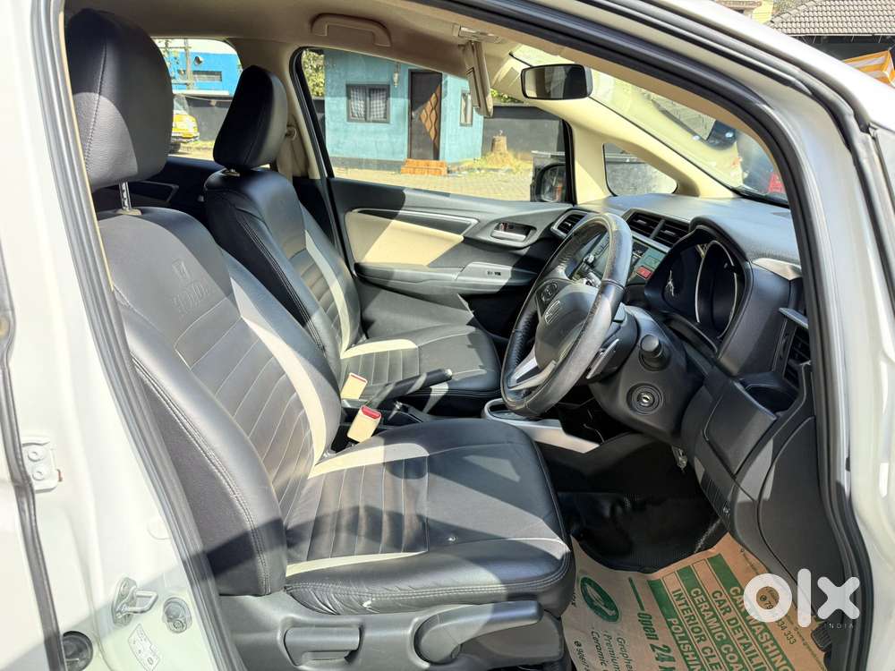 Honda Jazz V Cvt, 2015, Petrol