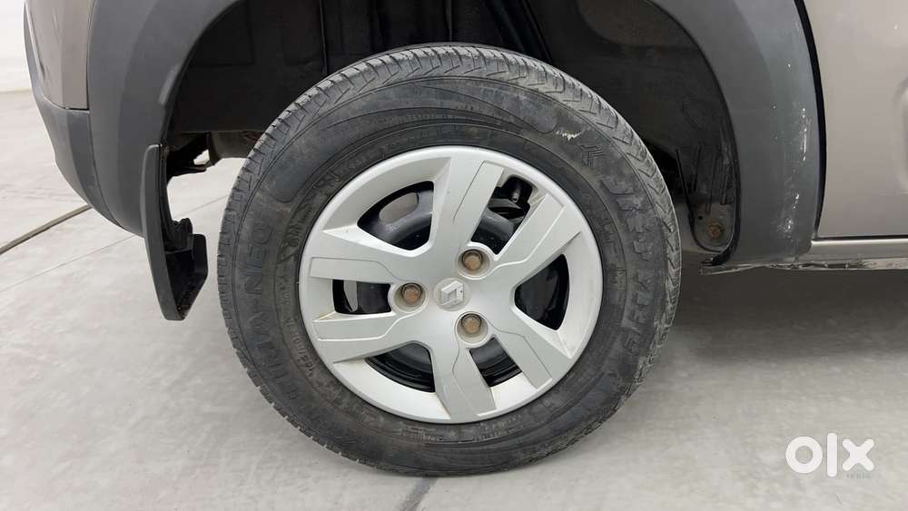 Renault Kwid 2019-ongoing 1.0 Rxt (o), 2018, Petrol