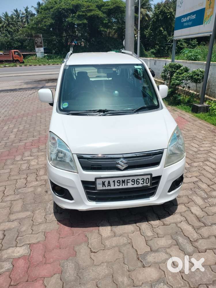 Maruti Suzuki Wagon R Vxi Amt1.2, 2016, Petrol