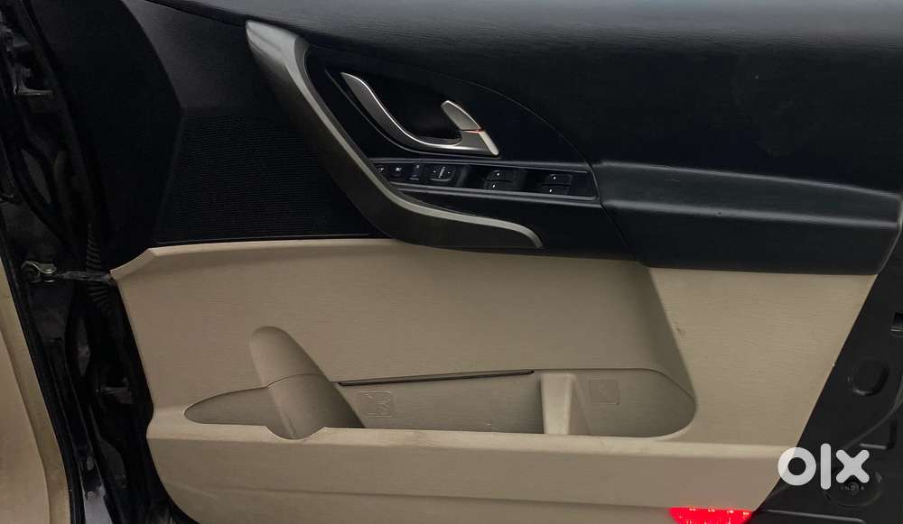 Mahindra Xuv500 W10 At, 2017, Diesel