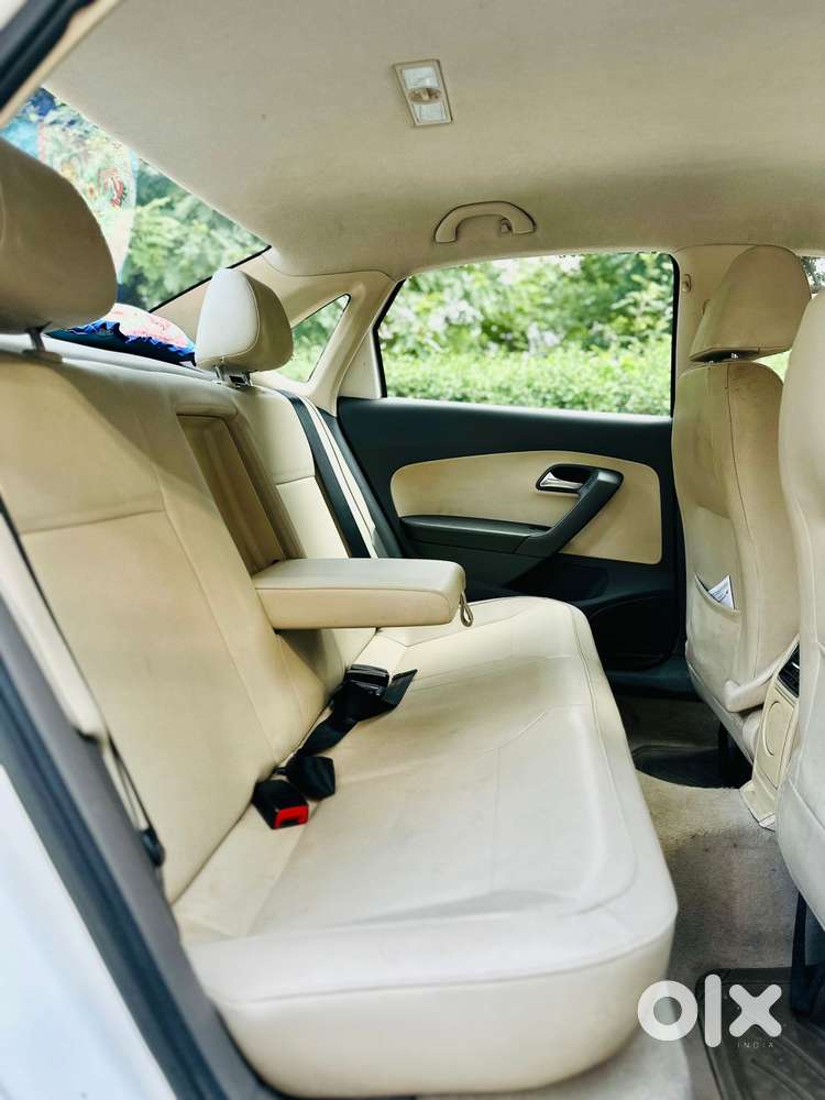 Volkswagen Vento 1.0 Highline Plus At, 2012, Petrol