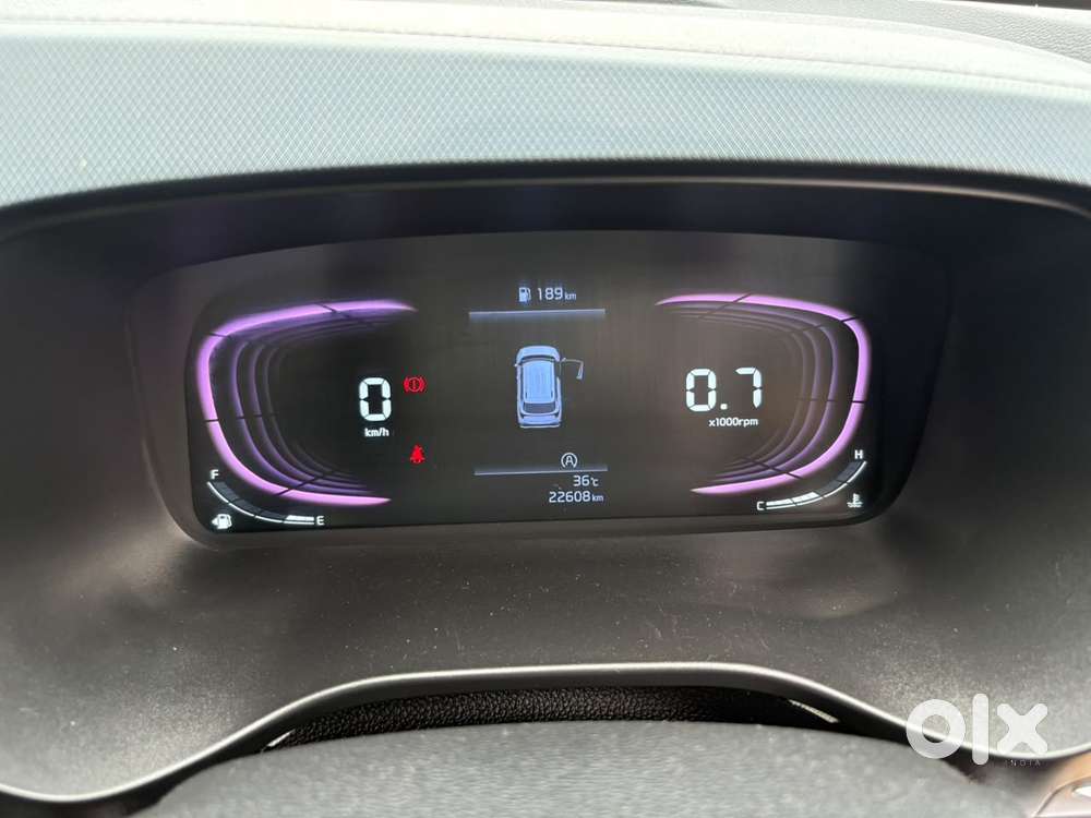 Kia Carens G 1.5 6mt Premium (o) 7-seater, 2024, Petrol