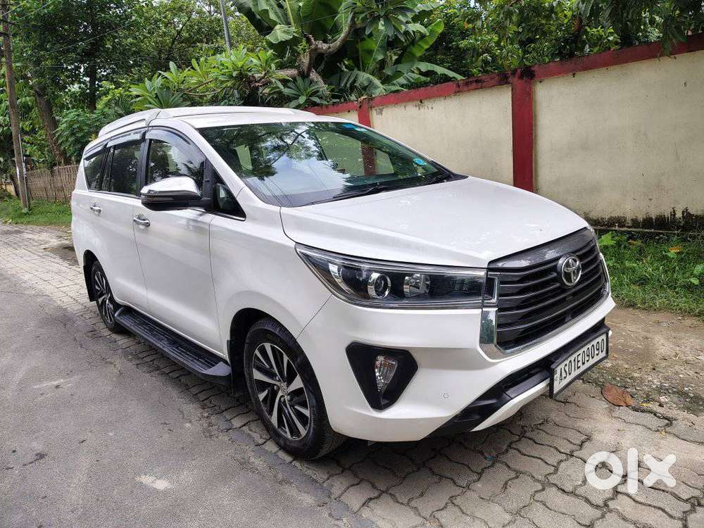 Toyota Innova Crysta