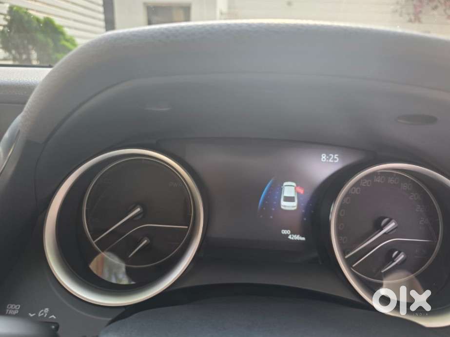 Toyota Camry Hybrid, 2024, Electric