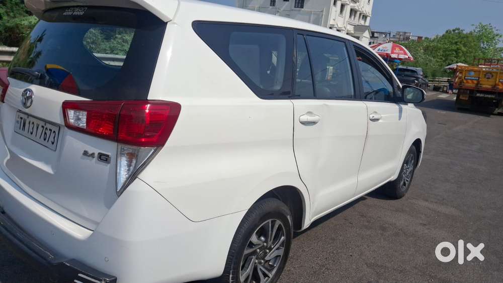 Toyota Innova Crysta 2.7 Gx Mt 8s, 2022, Diesel