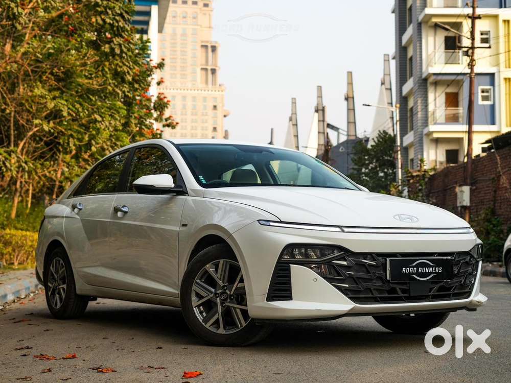 Hyundai Verna Sx (o)1.5 Vtvt [2023 - 2026], 2025, Petrol
