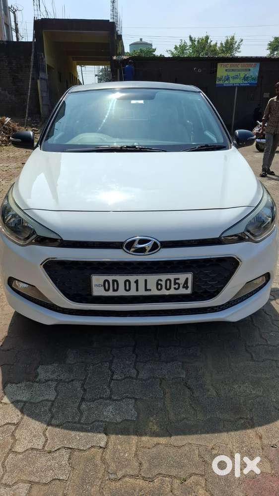 Hyundai I20 Sportz 1.2 Bs-iv, 2016, Petrol