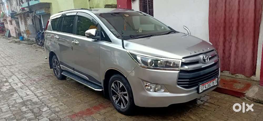 Toyota Innova Crysta Diesel 2016