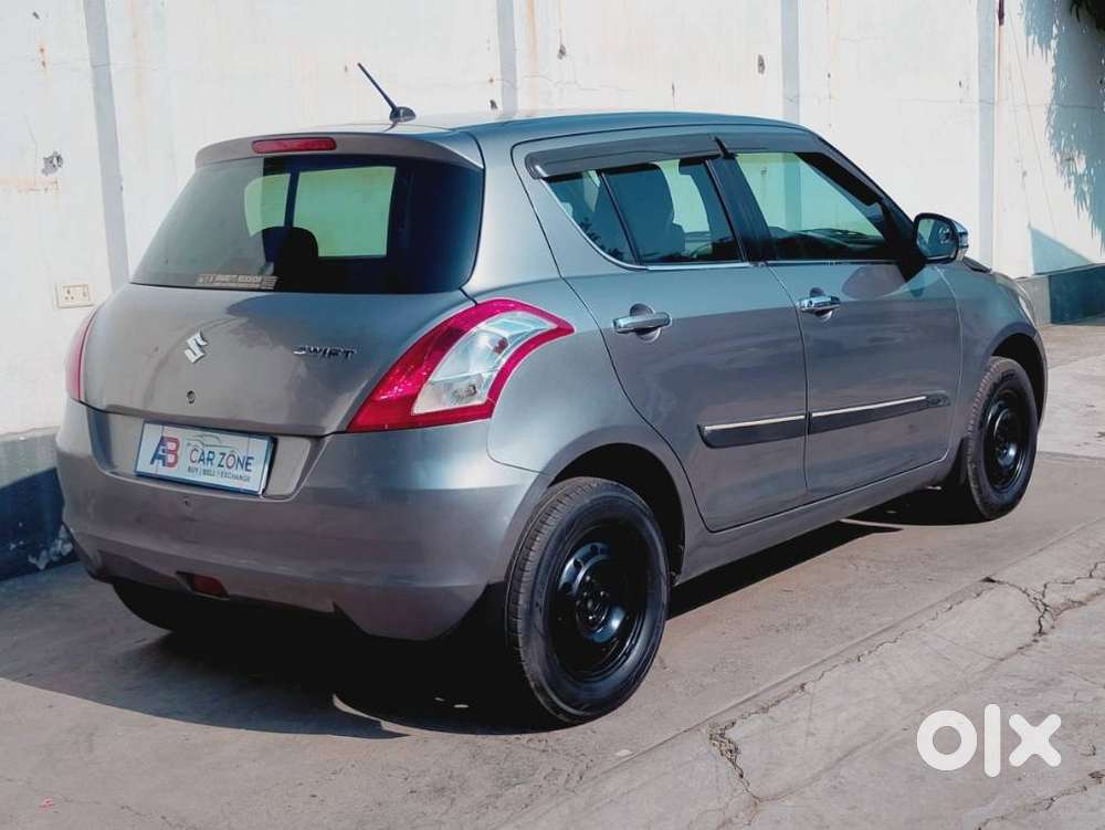 Maruti Suzuki Swift Vxi Abs Bsiv, 2017, Petrol