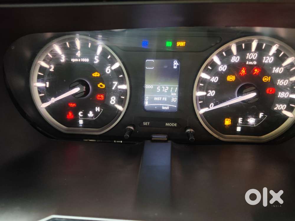 Tata Bolt Revotron Xms, 2015, Petrol