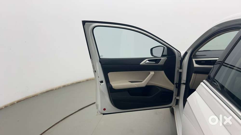 Volkswagen Virtus 1.0 Topline Tsi, 2023, Petrol