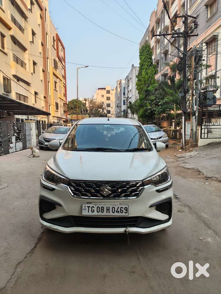 Maruti Suzuki Ertiga 2024 Petrol Well Maintained