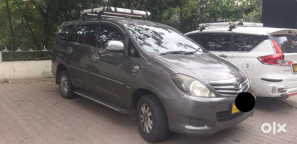 Toyota Innova 2010