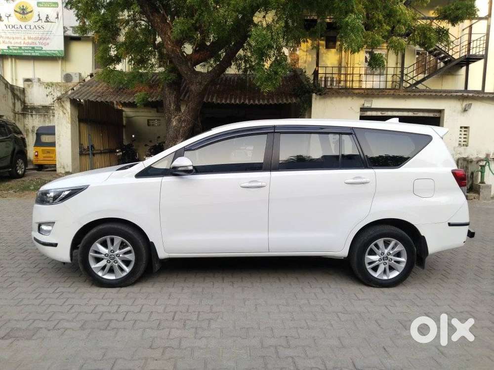 Toyota Innova Crysta 2.4 G Mt, 2016, Diesel