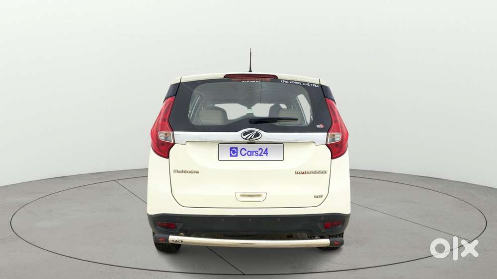 Mahindra Marazzo M6 8str, 2020, Diesel