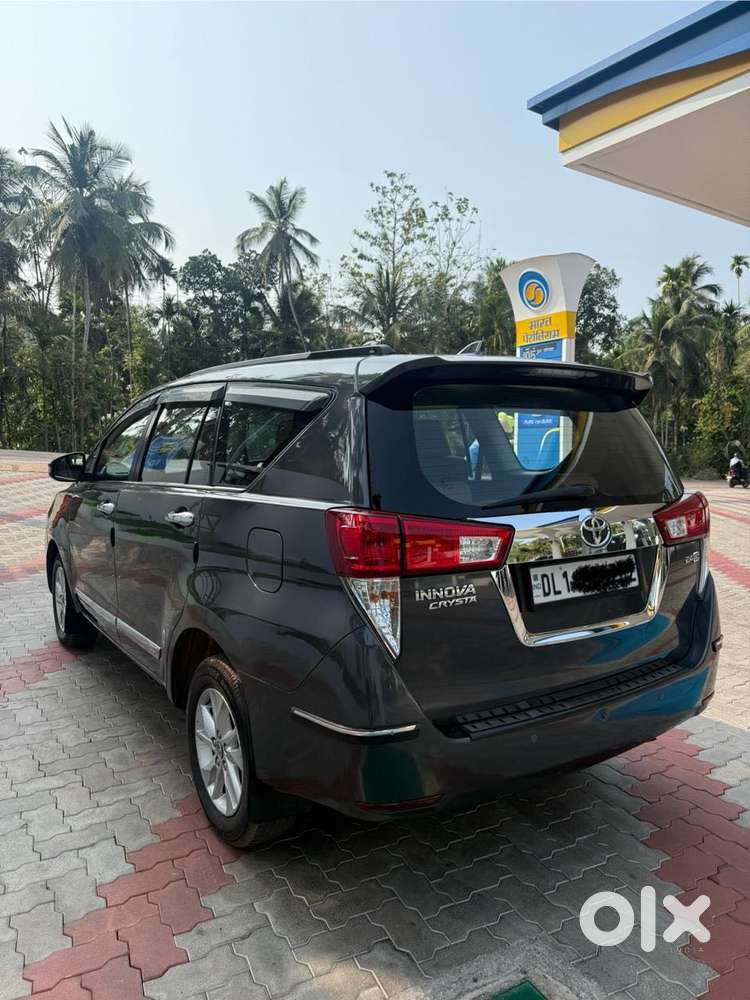 Toyota Innova Crysta 2.4 G Mt 7 Str, 2018, Diesel