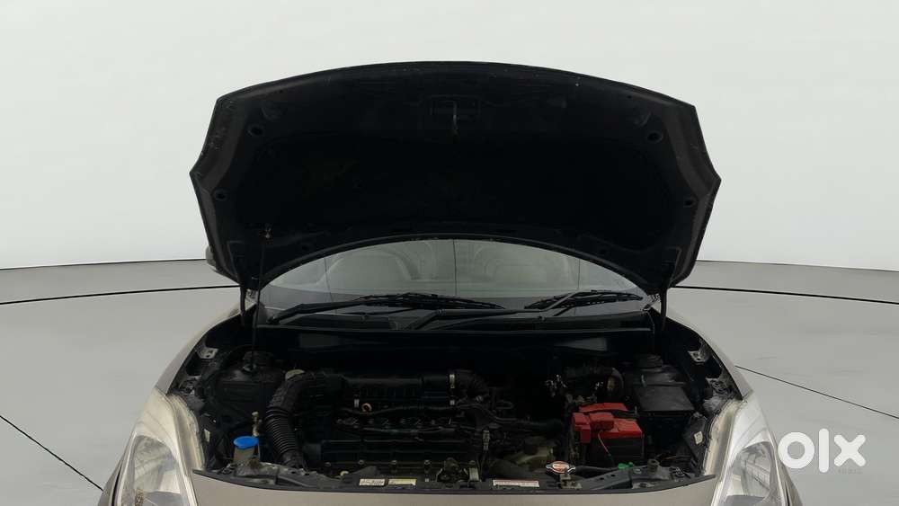 Maruti Suzuki Swift Dzire Amt Vxi, 2019, Petrol