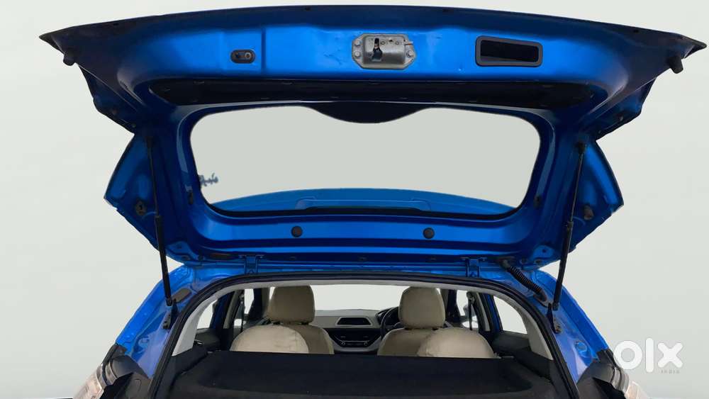 Tata Nexon 1.2 Revotron Xt, 2018, Petrol