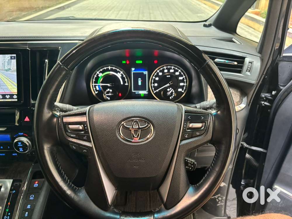 Toyota Vellfire Hybrid 2022