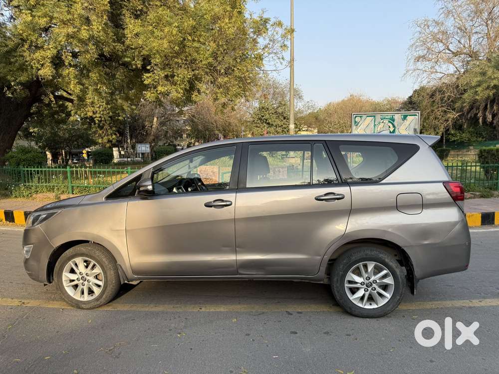 Toyota Innova Crysta