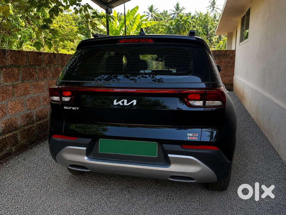 Kia Sonet Petrol Well Maintained