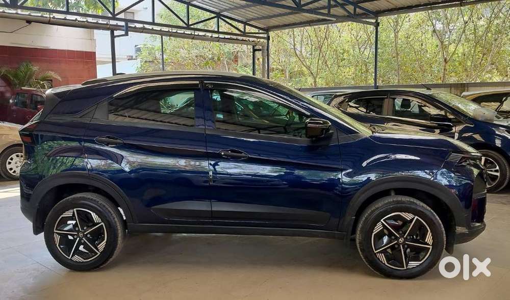Tata Nexon Smart Plus S 1.2 Revotron Petrol 5 Mt, 2025, Petrol