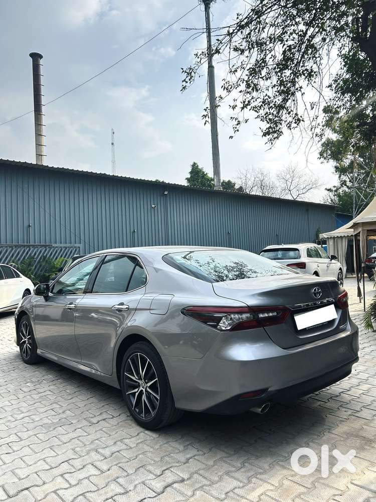 Toyota Camry 2.5 Hybrid, 2023, Petrol