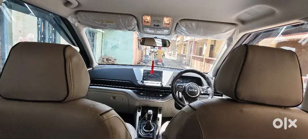 Kia Carens 2025 Petrol 16000 Km Driven Army Person