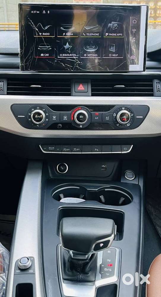 Audi A4 1.8 Tfsi Premium Plus, 2025, Petrol