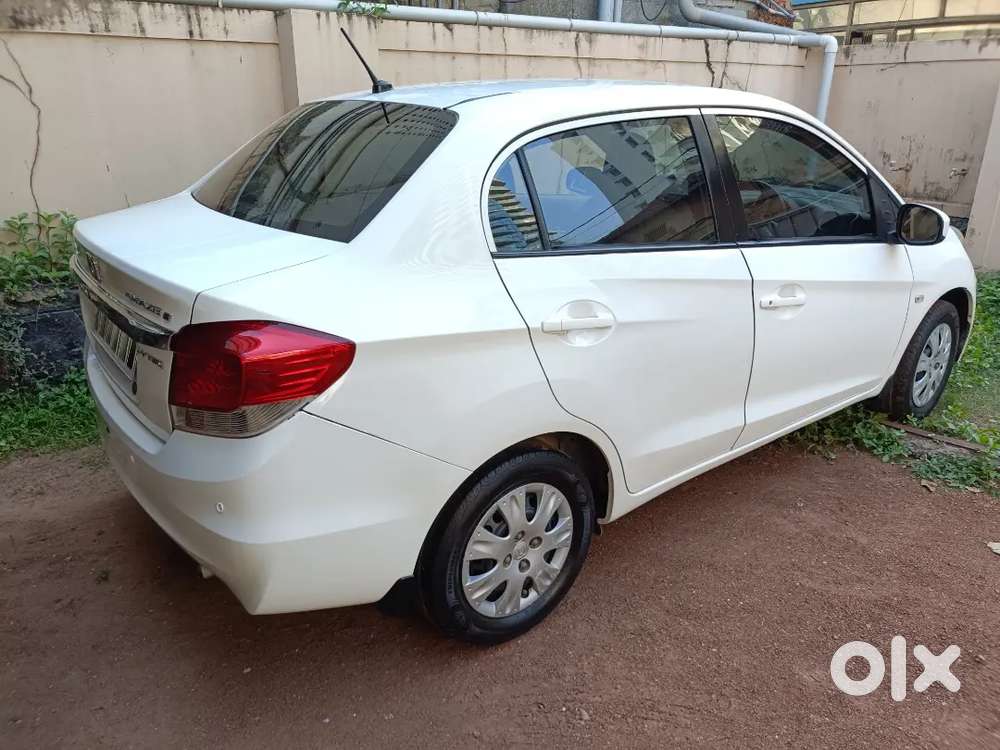 Honda Amaze S Ivtec Petrol 2013
59000 Km
Correct Service
No Replacemen