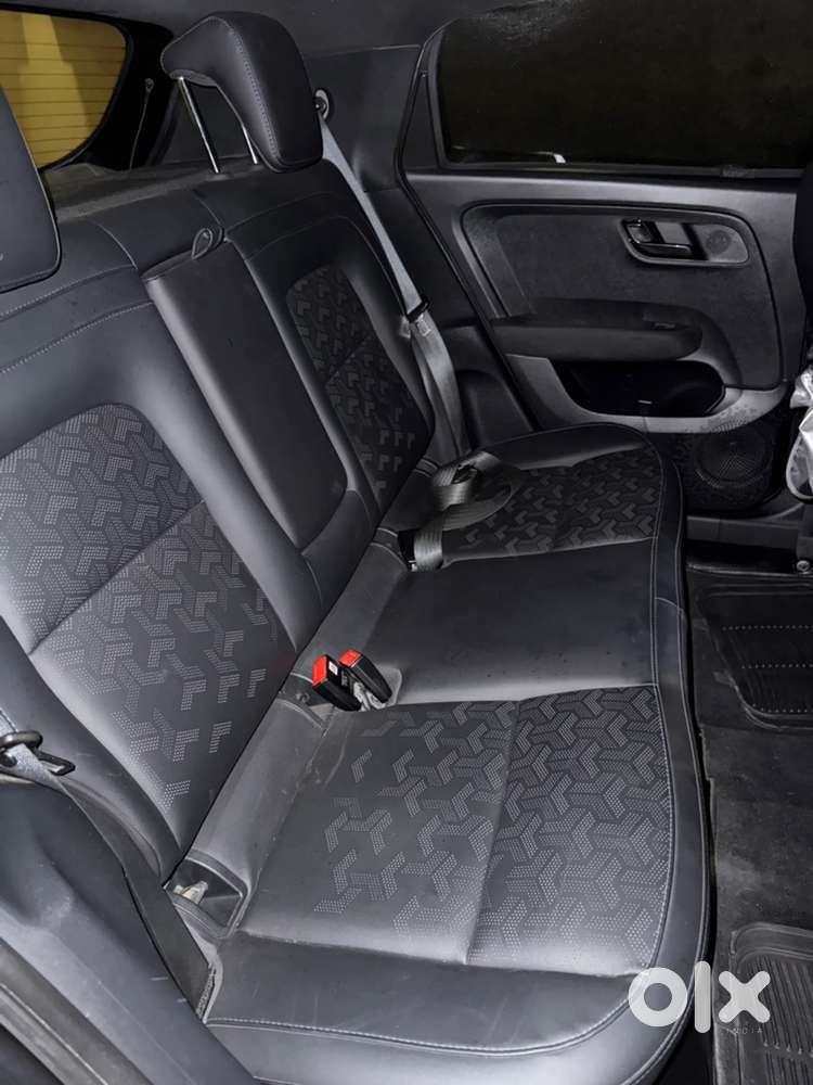Tata Altroz 2022 Model,petrol Dct Amt Dark Edition