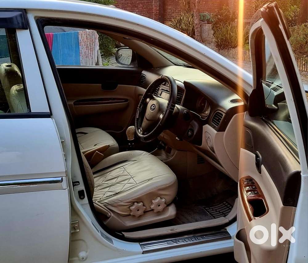 Hyundai New Verna, 2011