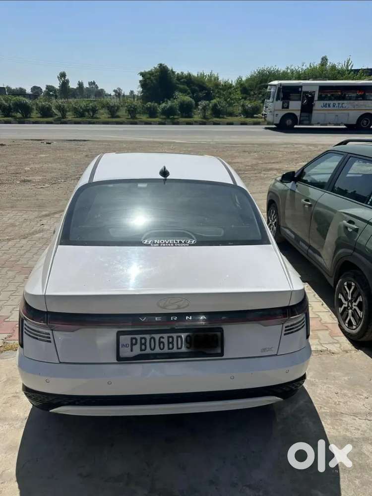 Hyundai Verna Test Drive Car