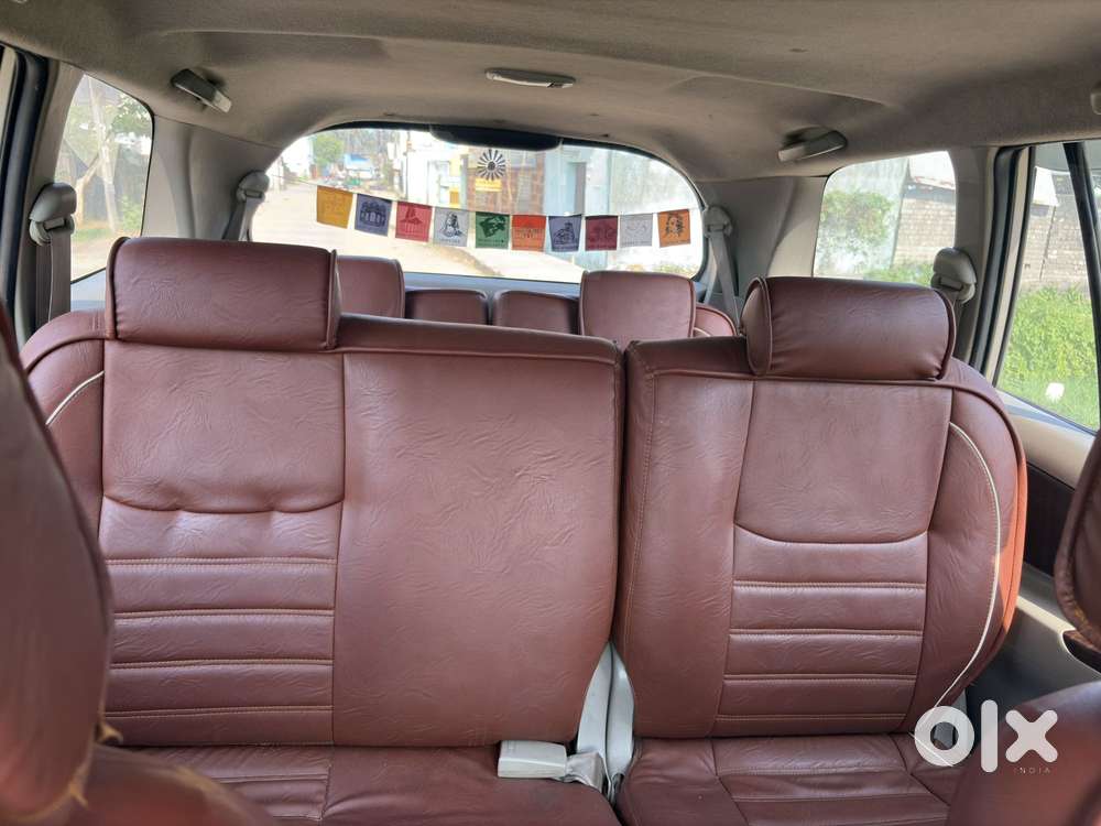 Toyota Innova 2.5 Vx 8 Str Bs-iii, 2015, Diesel