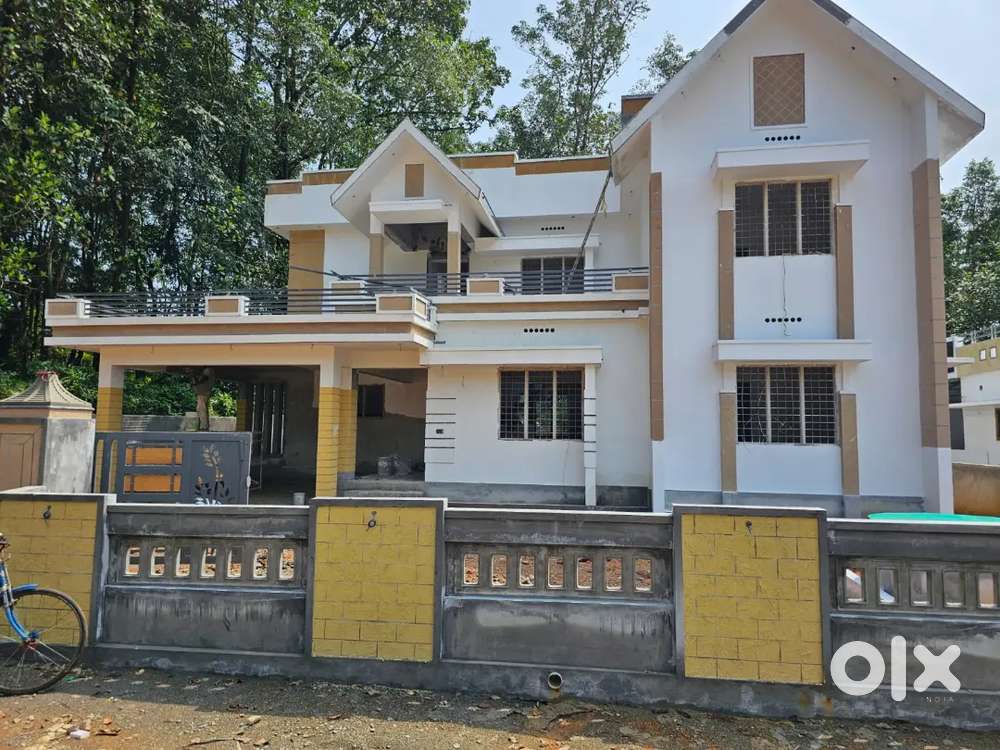 90 ലക്ഷം kothamangalam Kozhippilly *** കോഴിപ്പിള്ളി For Sale Houses