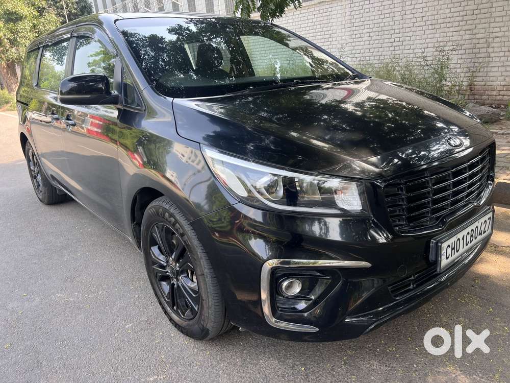 Kia Carnival Premium, 2020, Diesel