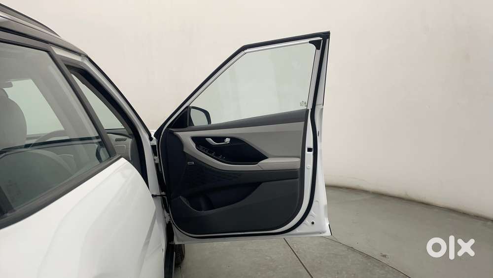 Hyundai Creta 1.5 Sx (o) Ivt Petrol, 2025, Petrol