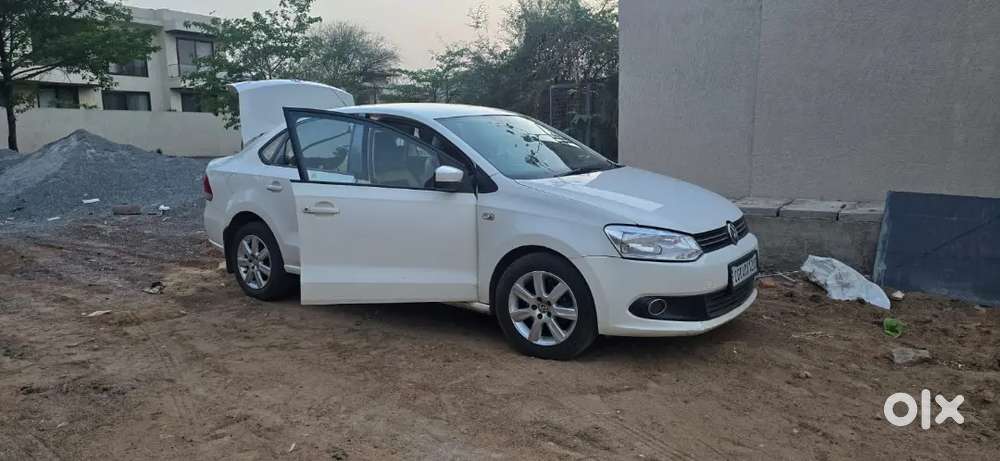 Volkswagen Vento 2011 Highline Petrol